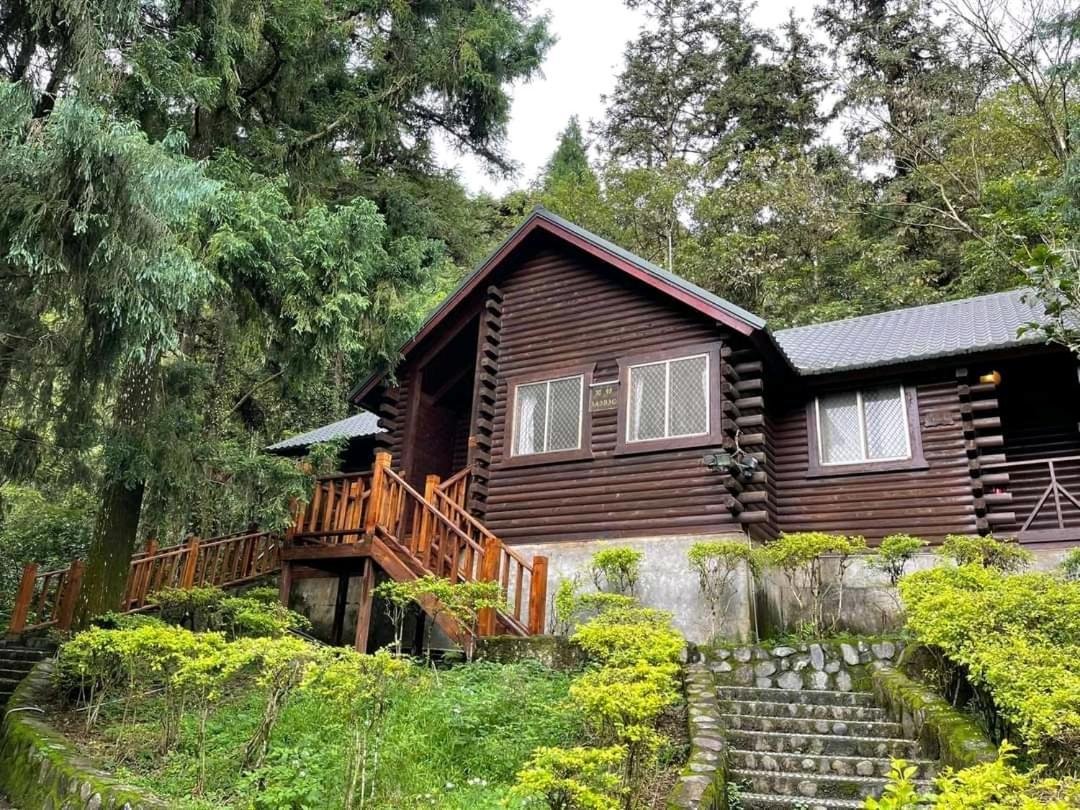 Sun Moon Lake Youth Hostel Yuchi Exterior photo