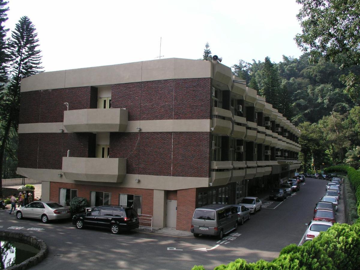 Sun Moon Lake Youth Hostel Yuchi Exterior photo