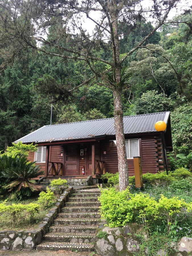 Sun Moon Lake Youth Hostel Yuchi Exterior photo