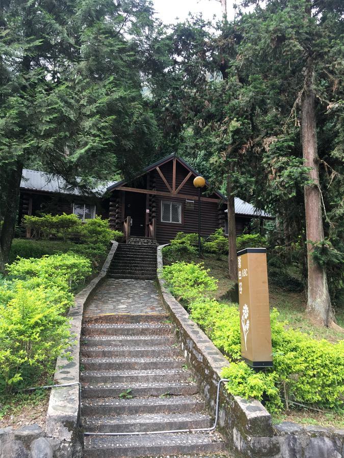 Sun Moon Lake Youth Hostel Yuchi Exterior photo